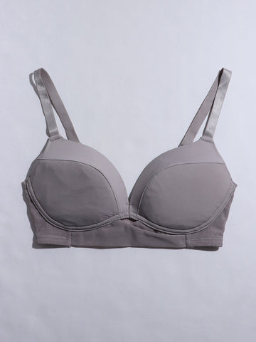 バストの左右差に寄り添う、あなた専用の新発想ブラ