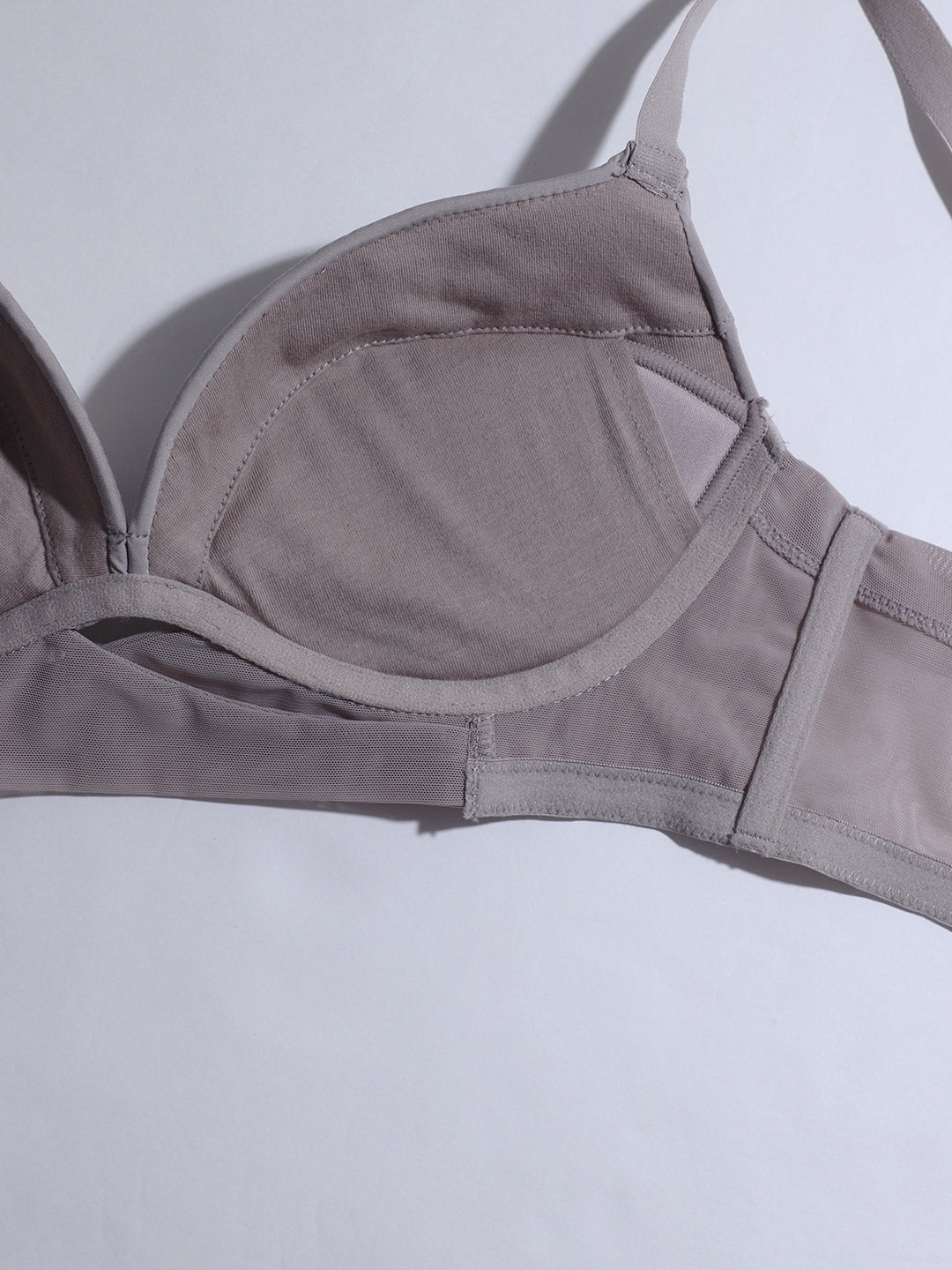 バストの左右差に寄り添う、あなた専用の新発想ブラ